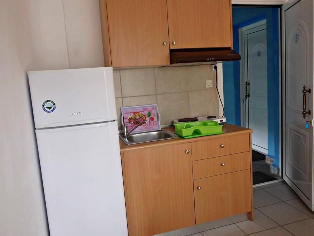 الشقق الفندقية بيفكوهوريفي  Fouli House المظهر الخارجي الصورة