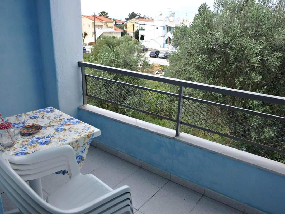 الشقق الفندقية بيفكوهوريفي  Fouli House المظهر الخارجي الصورة